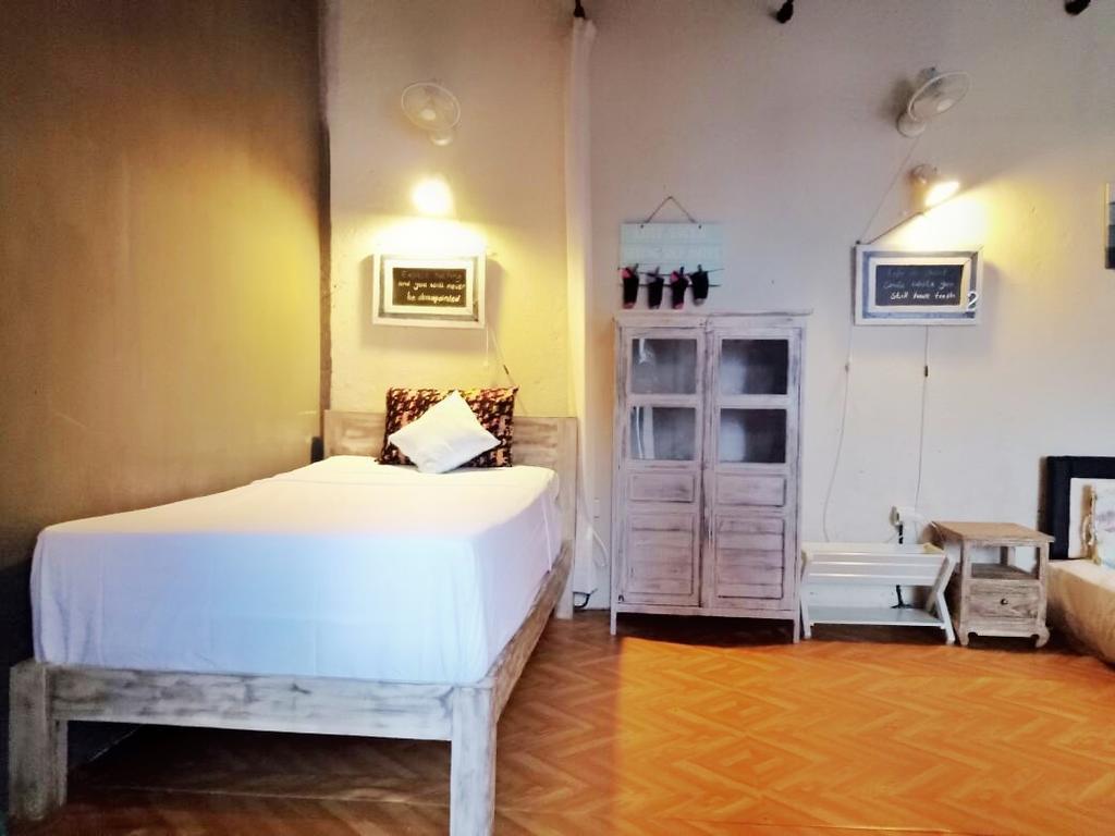 Barn N Bunk Gianyar (Bali) Exterior photo
